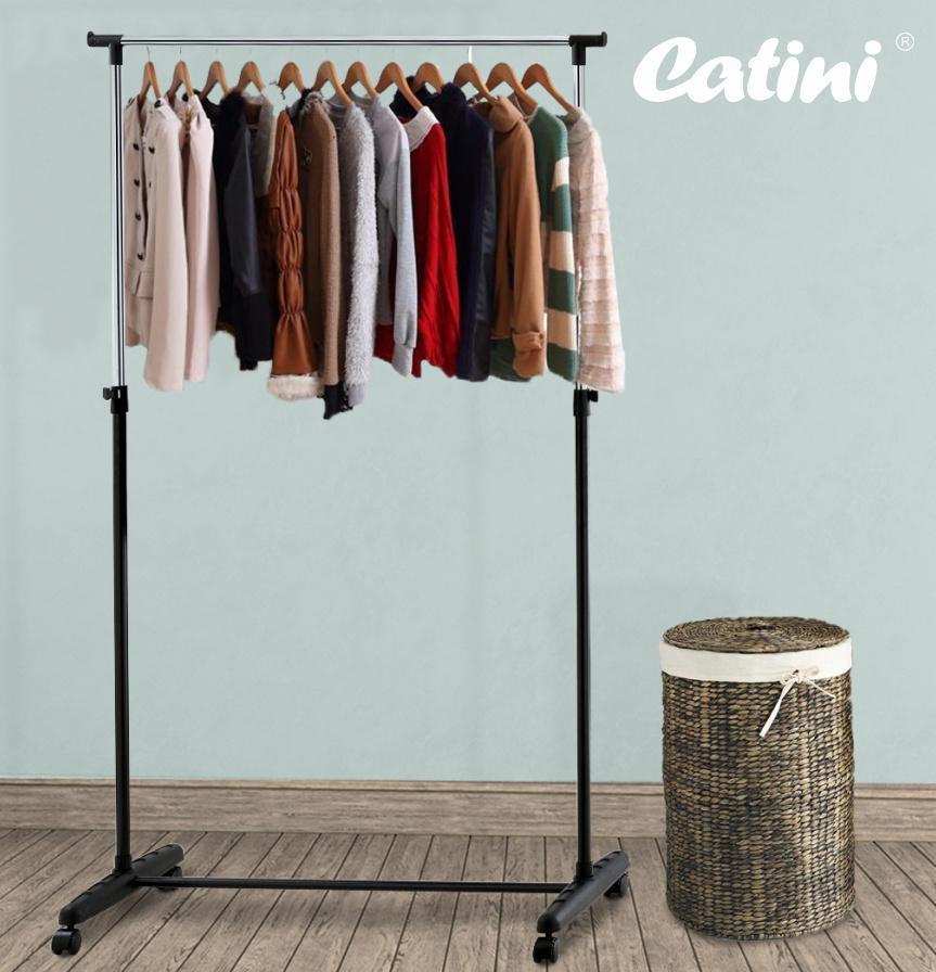 Pojízdný stojan na šaty Catini Magazin