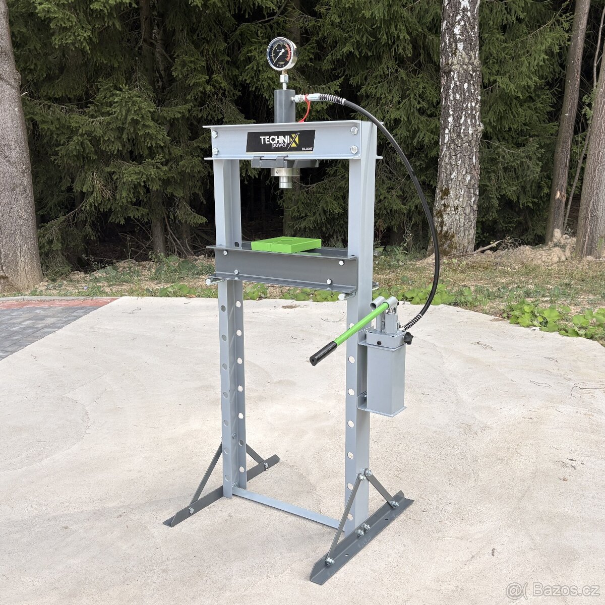 Dílenský hydraulický lis 20 t TECHNIX HL-X20T