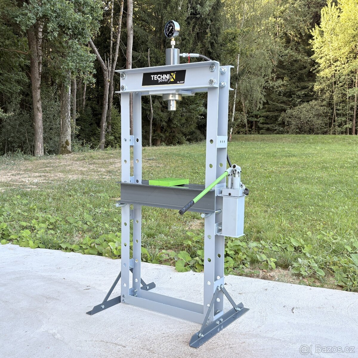 Dílenský hydraulický lis 30 t TECHNIX HL-X30T